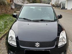 Schwarz Gebraucht 2009 Suzuki Swift Limousine | 1.890 € (Fairer Preis)