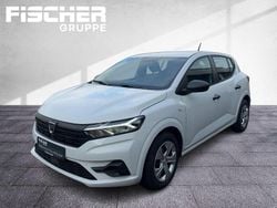 Weiß Gebraucht 2021 Dacia Sandero Essentiel Limousine | 11.490 € (Fairer Preis)