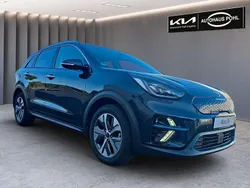 Blau Gebraucht 2020 Kia e-Niro SUV | 21.990 € (Fairer Preis)