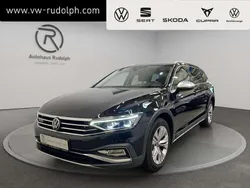Deep black perleffekt Gebraucht 2021 VW Passat Alltrack Kombi | 32.880 € (Guter Preis)