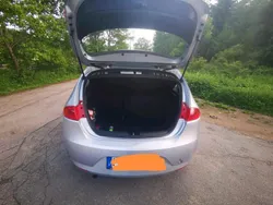 Grau Gebraucht 2006 Seat Leon Limousine | 2.450 € (Fairer Preis)