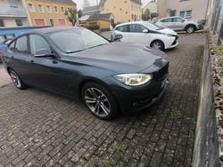 Grau Gebraucht 2019 BMW 318 Gran Turismo Sport Line Limousine | 14.900 € (Fairer Preis)