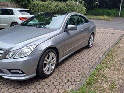 Grau Gebraucht 2011 Mercedes E350 Coupé | 8.999 € (Guter Preis)