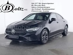Kosmosschwarz (metallic) Gebraucht 2023 Mercedes CLA180 Night Limousine | 35.900 € (Etwas zu teuer)