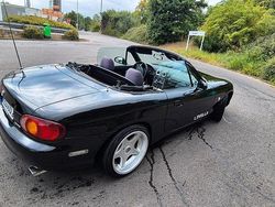 Schwarz Gebraucht 2000 Mazda MX5 Cabrio | 8.300 €