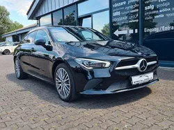 Schwarz Gebraucht 2020 Mercedes CLA180 Shooting Brake Kombi | 23.890 € (Fairer Preis)