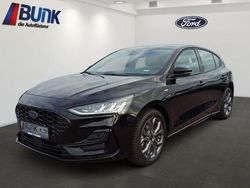 Dynamic blau Gebraucht 2022 Ford Focus ST-Line X Limousine | 22.980 € (Fairer Preis)