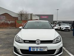 Weiß Gebraucht 2016 VW Golf VII GTD Kleinwagen | 12.700 € (Guter Preis)