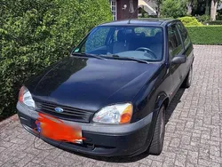 Schwarz Gebraucht 2000 Ford Fiesta Kleinwagen | 400 € (Fairer Preis)