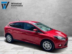 Rot Gebraucht 2013 Ford Focus Titanium Limousine | 6.499 € (Fairer Preis)