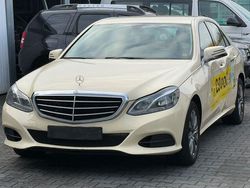 Gelb Gebraucht 2016 Mercedes E220 Limousine | 4.999 €