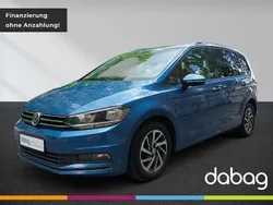 Blau Gebraucht 2018 VW Touran Comfortline Van / Kleinbus | 21.950 € (Fairer Preis)