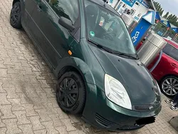Grün Gebraucht 2005 Ford Fiesta Kleinwagen | 700 € (Guter Preis)
