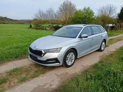 Silber Gebraucht 2021 Skoda Octavia Limousine | 12.984 € (Teuer)