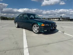 Grün Gebraucht 1997 BMW 323 Limousine | 8.499 € (Guter Preis)