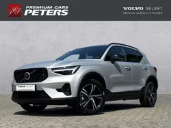 Silber Gebraucht 2024 Volvo XC40 Plus SUV | 39.999 € (Fairer Preis)