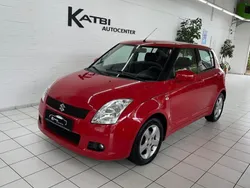 Rot Gebraucht 2006 Suzuki Swift Limousine | 5.950 € (Teuer)