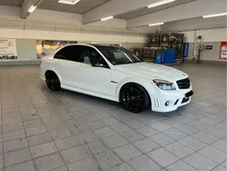Weiß Gebraucht 2008 Mercedes C63 AMG AMG Limousine | 19.950 € (Fairer Preis)