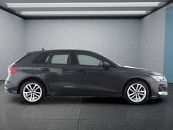 Grau Gebraucht 2025 Audi A3 Sportback Kleinwagen | 33.499 € (Fairer Preis)