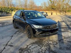 Schwarz Gebraucht 2023 VW Tiguan Life SUV | 22.500 € (Superpreis)