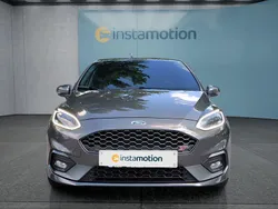 Grau Gebraucht 2019 Ford Fiesta Kleinwagen | 18.399 € (Fairer Preis)