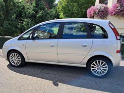 Silber Gebraucht 2006 Opel Meriva Van / Kleinbus | 3.600 € (Fairer Preis)
