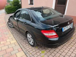 Schwarz Gebraucht 2008 Mercedes C180 Limousine | 6.750 € (Fairer Preis)