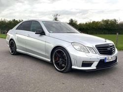 Silber Gebraucht 2009 Mercedes E500 Elegance Limousine | 12.499 € (Fairer Preis)