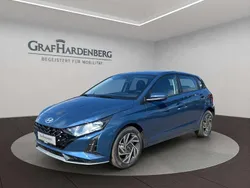 Blau Neu 2025 Hyundai i20 Trend Limousine | 21.870 € (Fairer Preis)