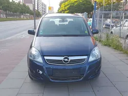 Ozean blau (p2) Gebraucht 2011 Opel Zafira Innovation Van / Kleinbus | 1.350 € (Superpreis)