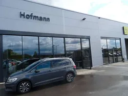 Grau Gebraucht 2020 VW Touran United Van / Kleinbus | 24.950 € (Fairer Preis)