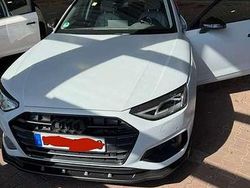 Grau Gebraucht 2020 Audi A4 Kombi | 25.000 € (Etwas zu teuer)