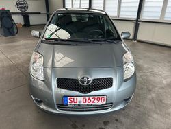 Grau Gebraucht 2007 Toyota Yaris Sol Kleinwagen | 5.850 € (Fairer Preis)