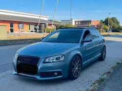 Blau Gebraucht 2009 Audi A3 Sportback S-Line Limousine | 11.299 €