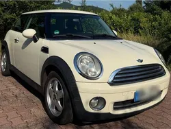 Weiß Gebraucht 2009 Mini ONE Kleinwagen | 3.800 € (Fairer Preis)
