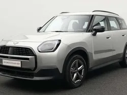 Grau Gebraucht 2024 Mini Countryman Classic SUV | 32.493 € (Fairer Preis)