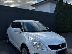 Weiß Gebraucht 2014 Suzuki Swift Club Kleinwagen | 5.850 € (Fairer Preis)