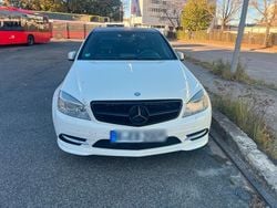 Weiß Gebraucht 2010 Mercedes C220 Limousine | 6.300 € (Guter Preis)