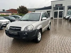 Grau Gebraucht 2010 Hyundai Tucson GLS SUV | 4.490 € (Fairer Preis)