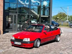 Rot Gebraucht 1992 Opel Kadett Cabrio | 2.900 €
