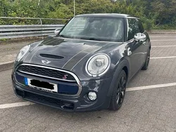 Grau Gebraucht 2015 Mini John Cooper Works Kleinwagen | 20.990 € (Fairer Preis)