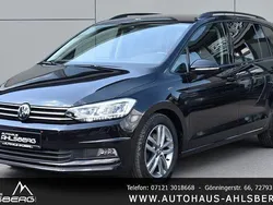 Deep black perleffekt Gebraucht 2023 VW Touran Comfortline Van / Kleinbus | 34.900 € (Etwas zu teuer)