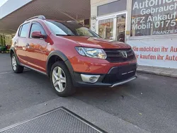 Rot metallic Gebraucht 2016 Dacia Sandero Kleinwagen | 5.690 € (Teuer)