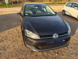 Schwarz Gebraucht 2016 VW Golf Highline Limousine | 12.400 € (Guter Preis)
