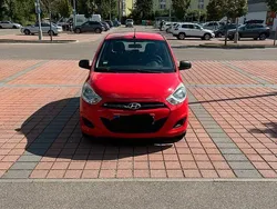 Rot Gebraucht 2013 Hyundai i10 Classic Kleinwagen | 2.600 € (Guter Preis)