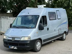 Grau Gebraucht 2004 Peugeot Boxer Van | 15.990 €