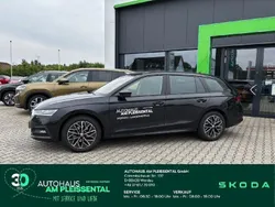 Schwarz Gebraucht 2024 Skoda Octavia Ambition Kombi | 36.850 € (Fairer Preis)