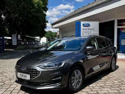 Magneticgrau (metallic) Gebraucht 2023 Ford Focus Titanium X Kombi | 34.900 €