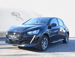 Lackierung schwarz perla nera/ Gebraucht 2021 Peugeot e-208 Active Kleinwagen | 16.590 € (Fairer Preis)