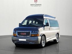 Grau Gebraucht 2023 GMC Savana Van / Kleinbus | 79.769 €